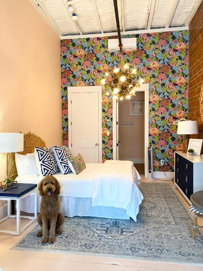 The Pink Room At Emily'S On The Island Galveston Exterior photo